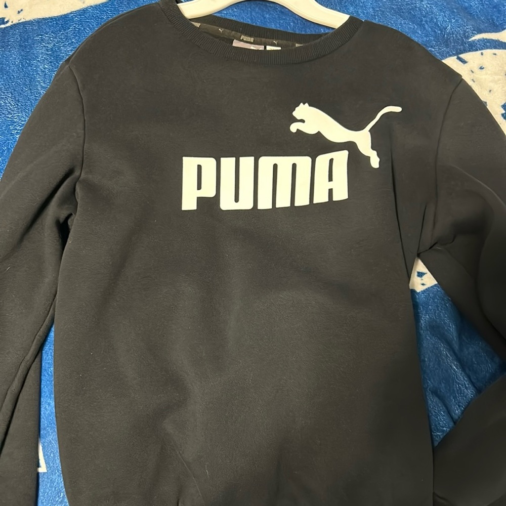 Puma black crewneck